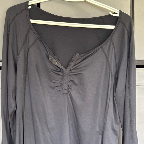 🍋 Lululemon Cinched Button Up Long Sleeve - Picture 3 of 7